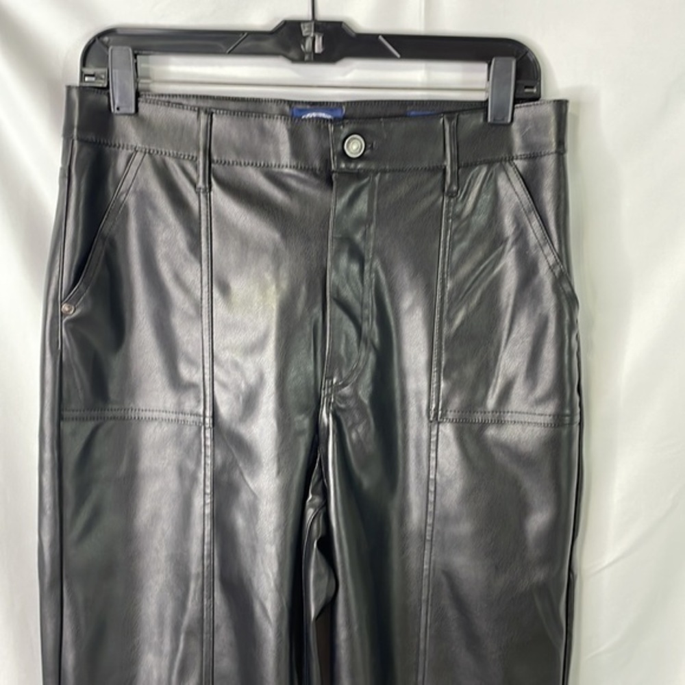 NWOT Scoop, hi rise faux, leather pants